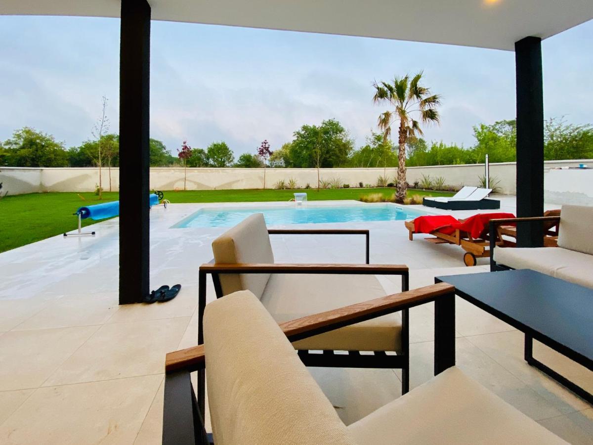 Villa Eni Medulin Sisan Heated Pool Ngoại thất bức ảnh
