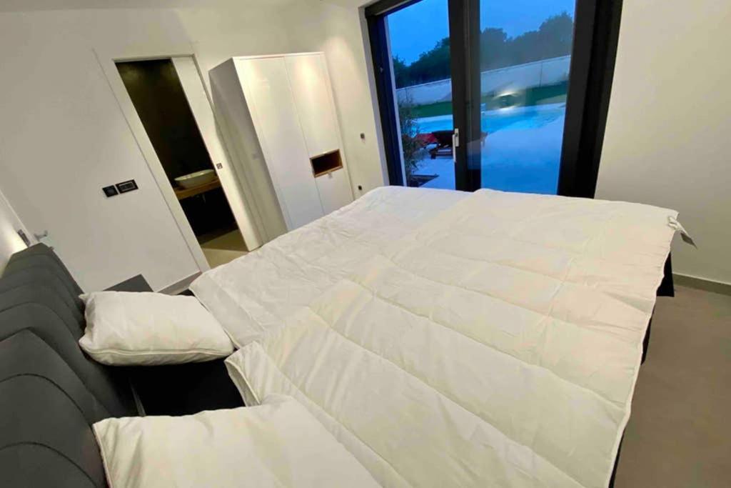 Villa Eni Medulin Sisan Heated Pool Ngoại thất bức ảnh