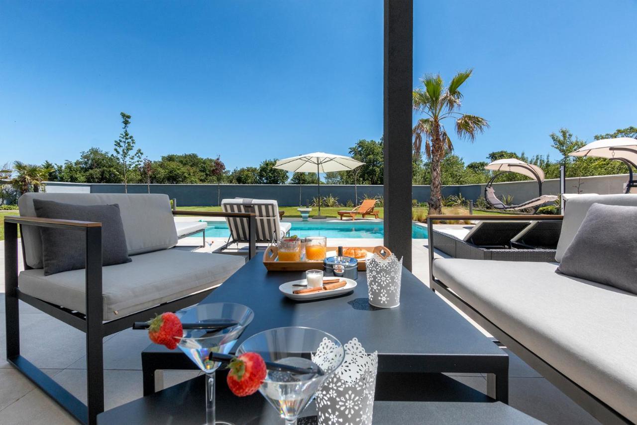 Villa Eni Medulin Sisan Heated Pool Ngoại thất bức ảnh