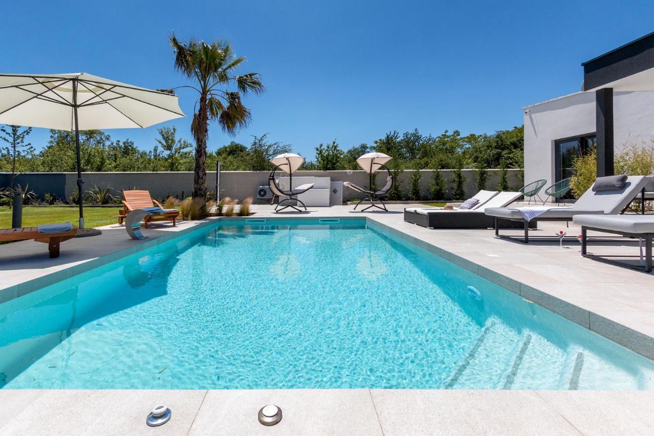 Villa Eni Medulin Sisan Heated Pool Ngoại thất bức ảnh